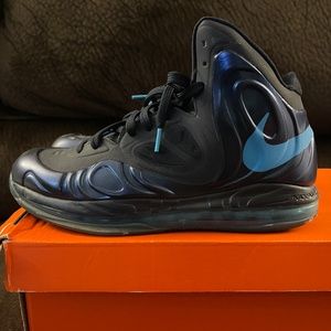 Nike Hyperposite